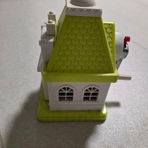 심 조절 가능한 연필깎이