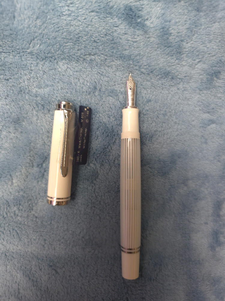 펠리칸 만년필 소베렌 M605 화이트 트랜스페어런트 F닙 이미지