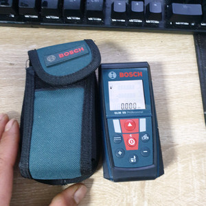 보쉬 GLM50 레이저 거리 측정기 거리측정기 이미지