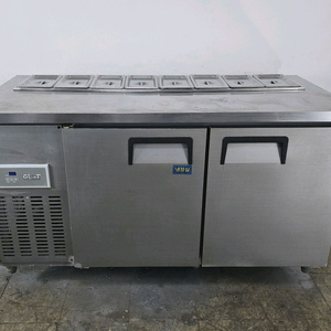 반찬 냉장고 1500 바트 포함 이미지