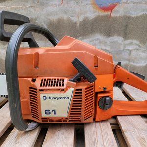 허스크바나 61 엔진톱 이미지