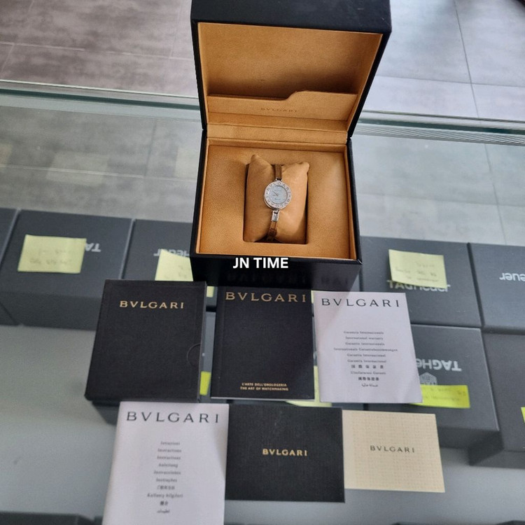 불가리 구형 비제로원 22mm 쿼츠 블루 자개 12P 다이아몬드 BZ22SS 이미지