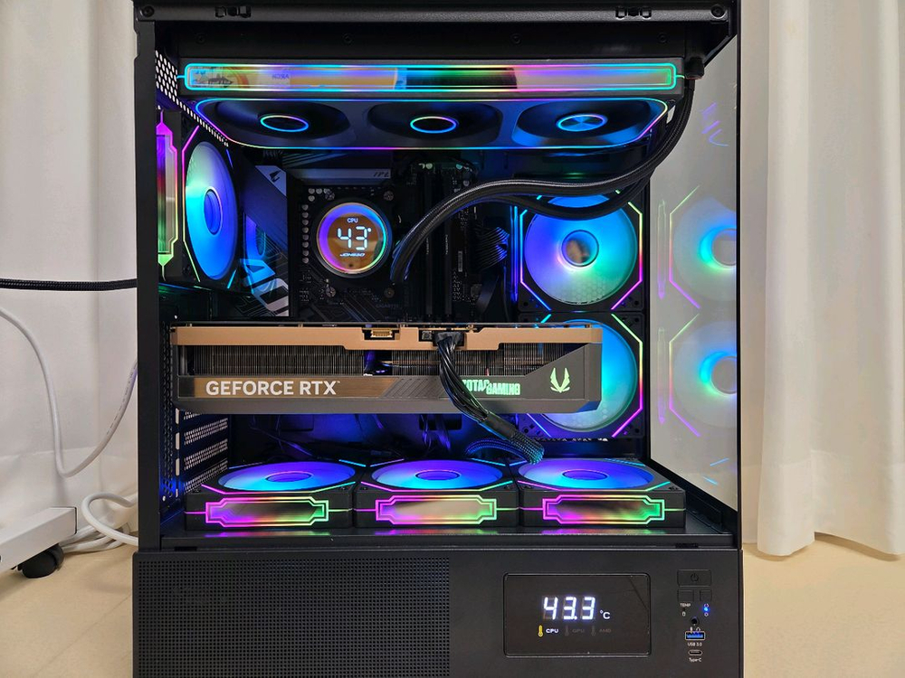 9800x3d, b850m wifi, rtx 5070ti 솔리드 완본체 이미지