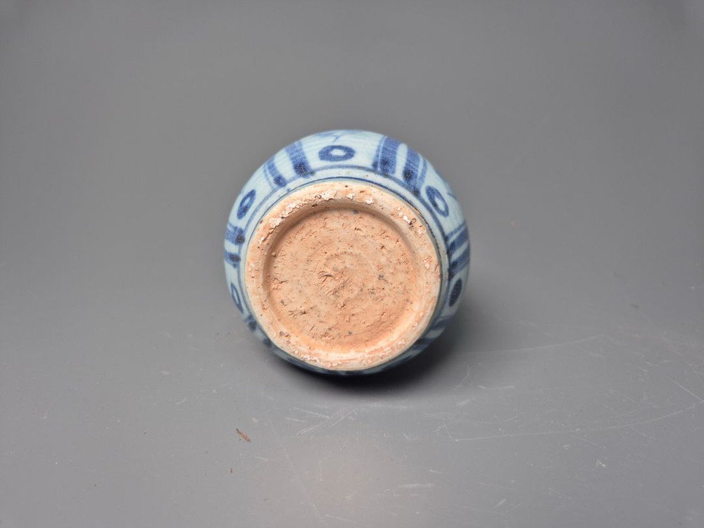 원청화 운봉문 옥춘병 중국도자기 청화백자 골동품 고미술품 수집품 이미지