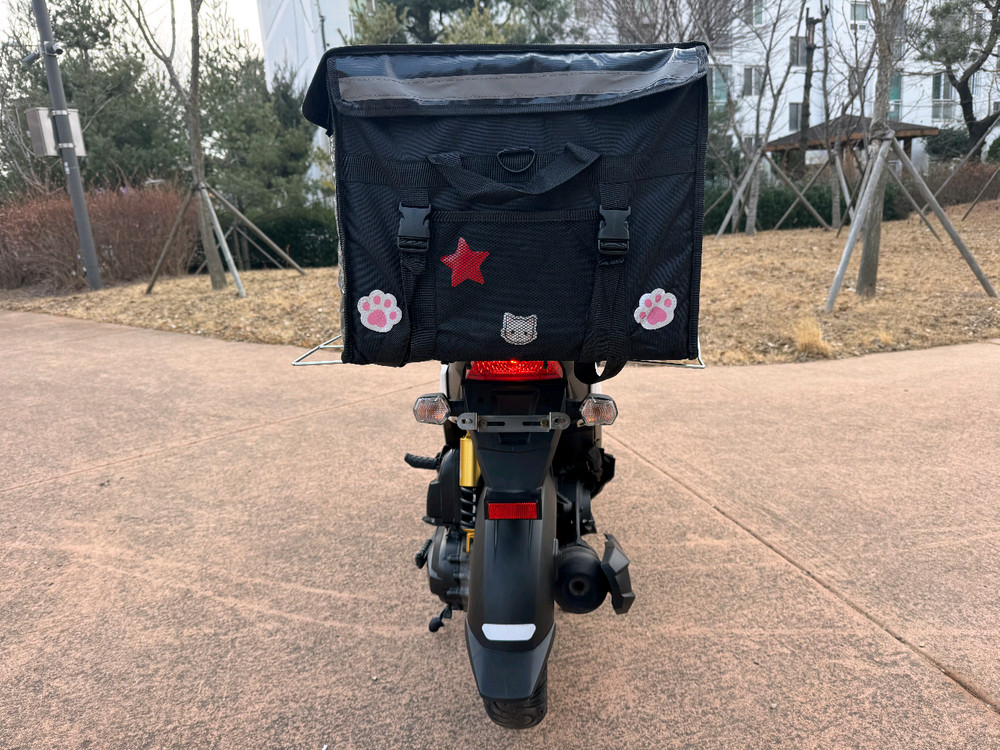 혼다 줌머x 16년형 화이트컬러 판매합니다--7