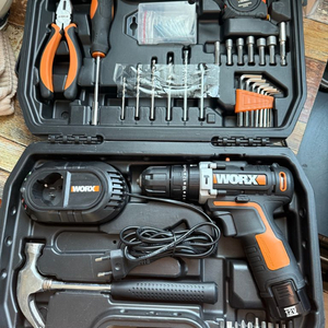 전동공구 세트 이미지