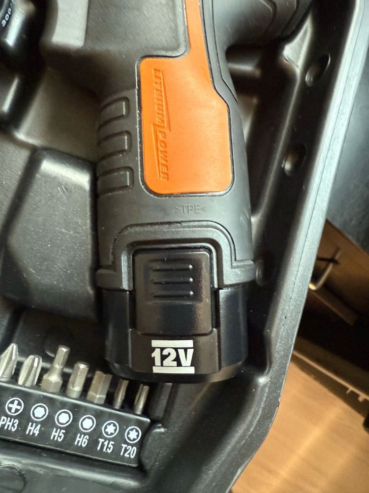 전동공구 세트 이미지