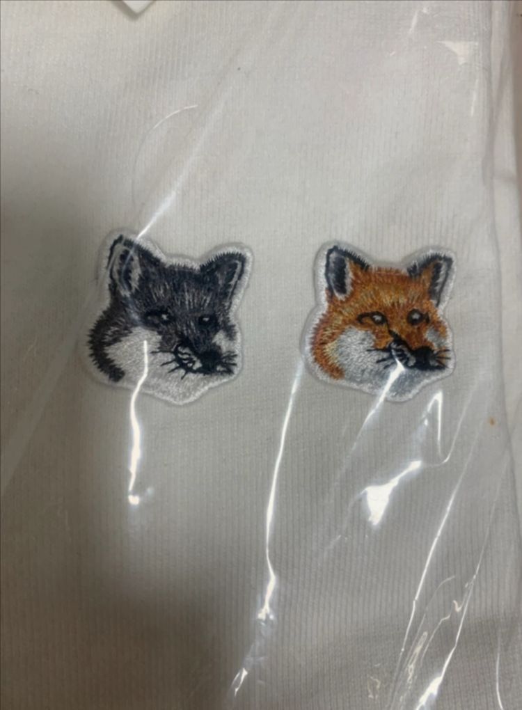 메종키츠네 더블폭스 맨투맨 화이트 L 새상품--1