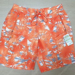 칸투칸 아쿠아 반바지 M사이즈 새제품 2만원