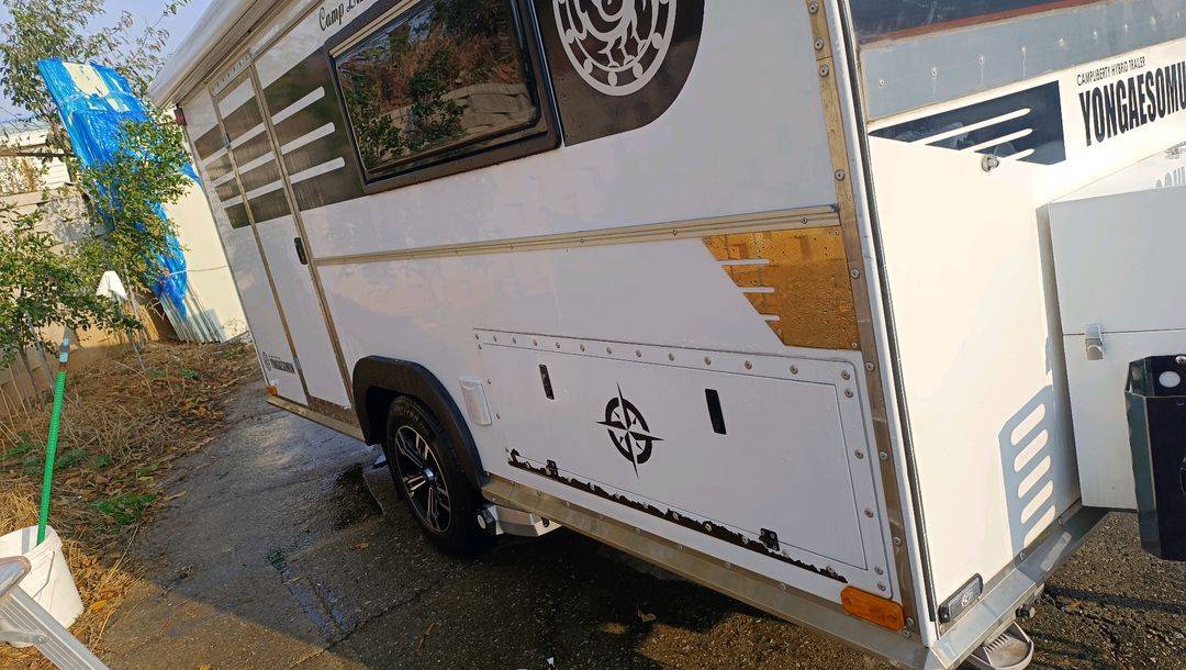 트레일러 캠핑카 이미지