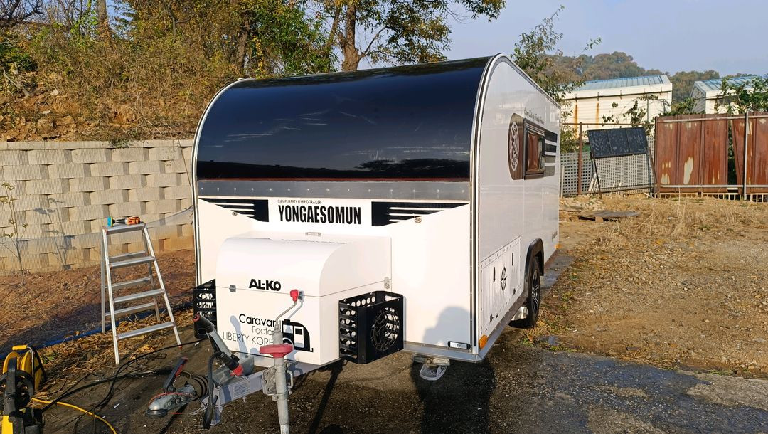 트레일러 캠핑카 이미지