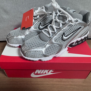 나이키 스피리돈 케이지2 이미지