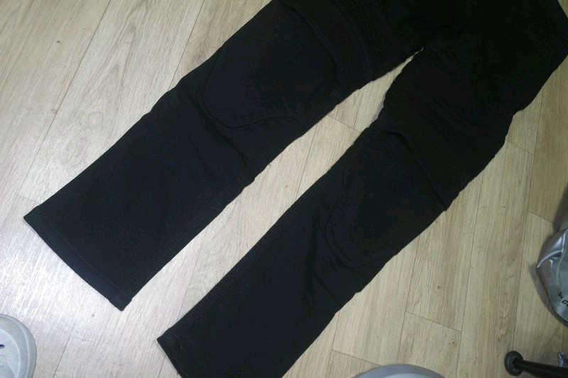 [미사용]신상 컨쿼 풀케블라 진 칼데로 바지 -검정---2