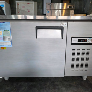 카페사용 1200테이블냉장고 판매합니다