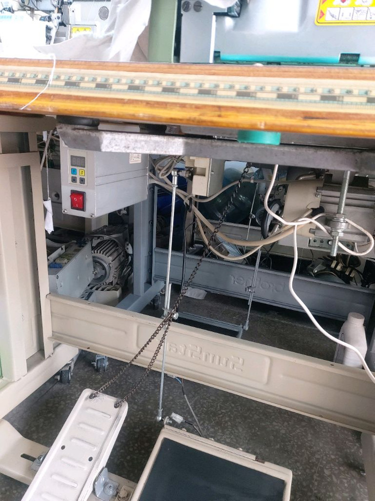 패가싸스E52일제 니온오버록 공업용 미싱 이미지