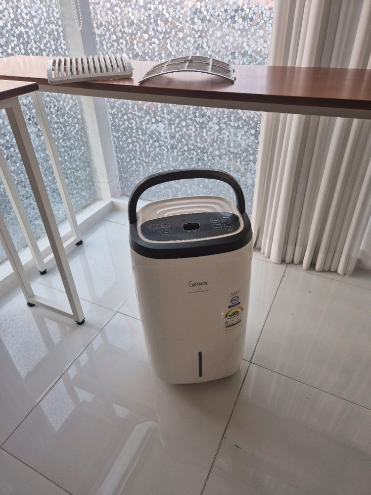 위닉스 16L 제습기 이미지