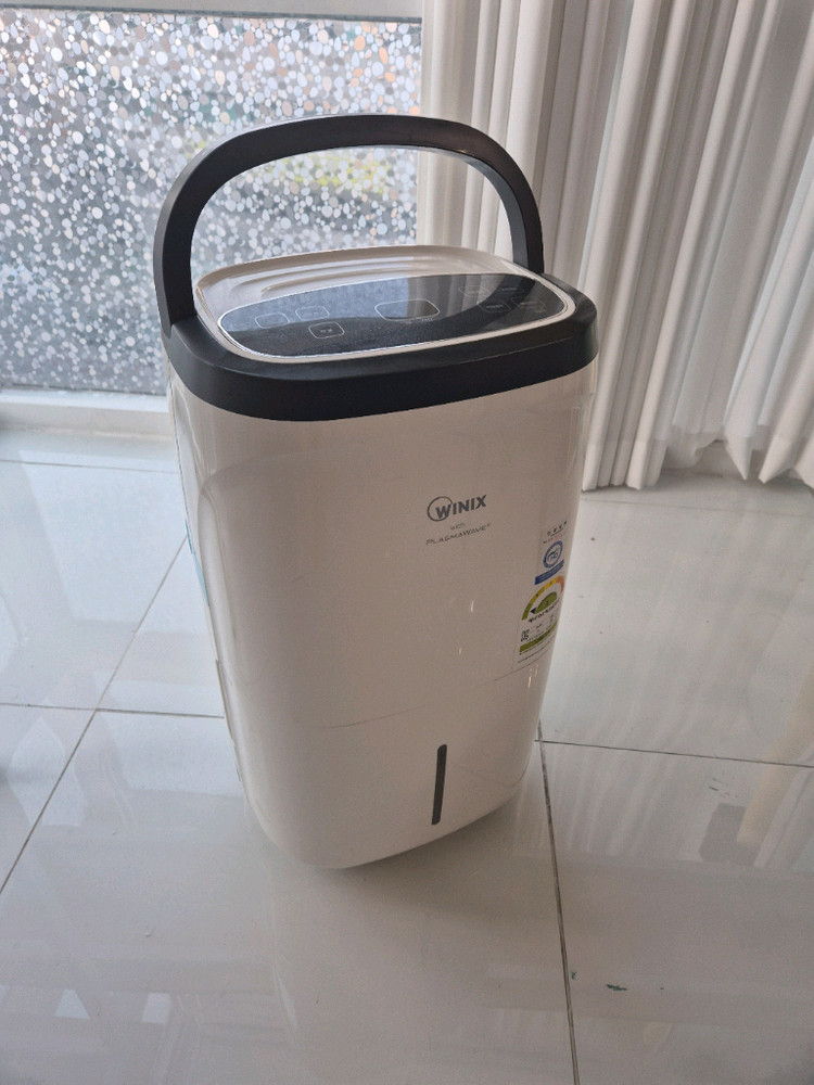 위닉스 16L 제습기 이미지