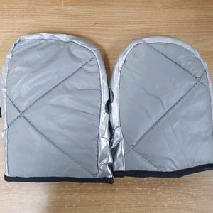 미사용 오토바이 킥보드 스쿠터 겨울장갑 겨울토시 방한토시 방한장갑 팝니다~