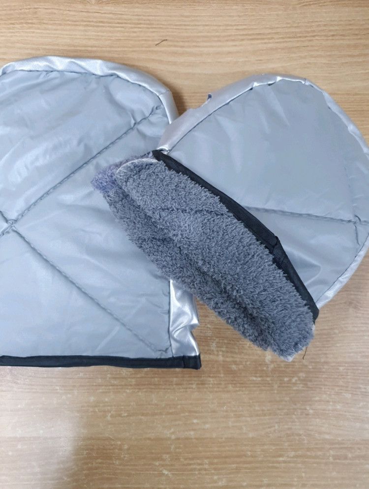 미사용 오토바이 킥보드 스쿠터 겨울장갑 겨울토시 방한토시 방한장갑 팝니다~--1