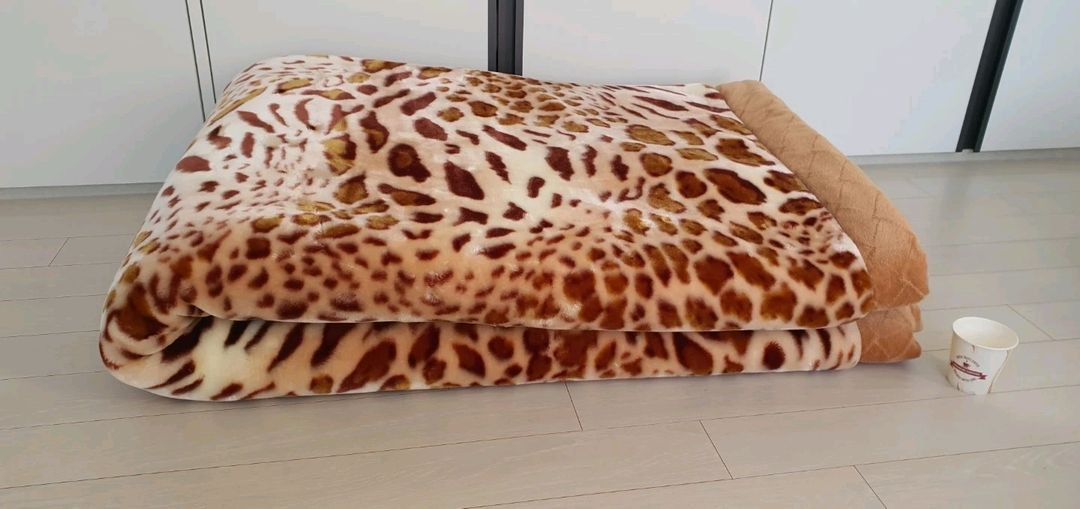 유럽매장 고급 담요이불(새것 컨디션)--2