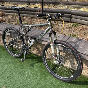 라이트스피드 티타늄 풀샥 MTB 이미지