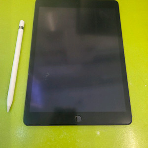 아이페드9세대 64 + 펜쓸