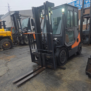 중고지게차 2톤 사이드쉬프트 이미지