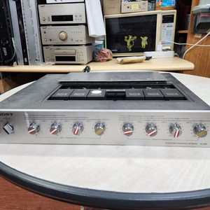 소니 걸작품 멀티채널디바이더 TA-88 입니다 이미지