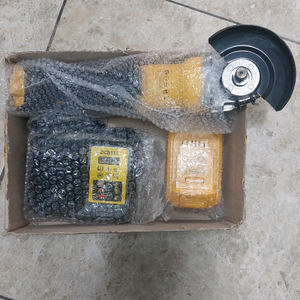 디월트 무선 그라인더 세트