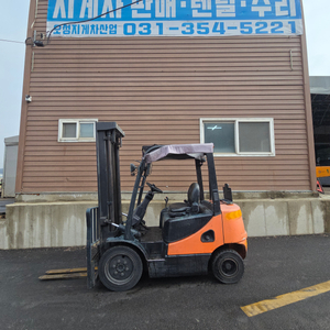 중고지게차 2.5톤 이미지
