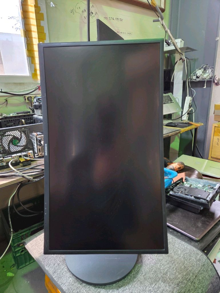 모니터<1020>삼성27인치 커브드 게이밍모니터 144hz 이미지