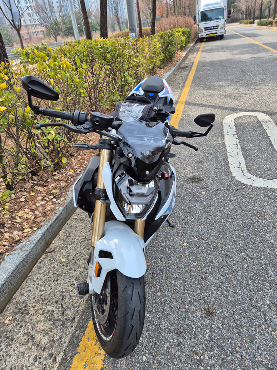 2022년 BMW S1000 R M 패키지 팝니다. (상태 매우 좋음)--7
