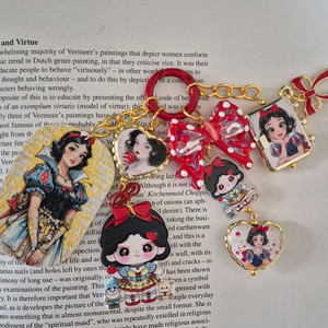 핸드메이드 백설공주 키링