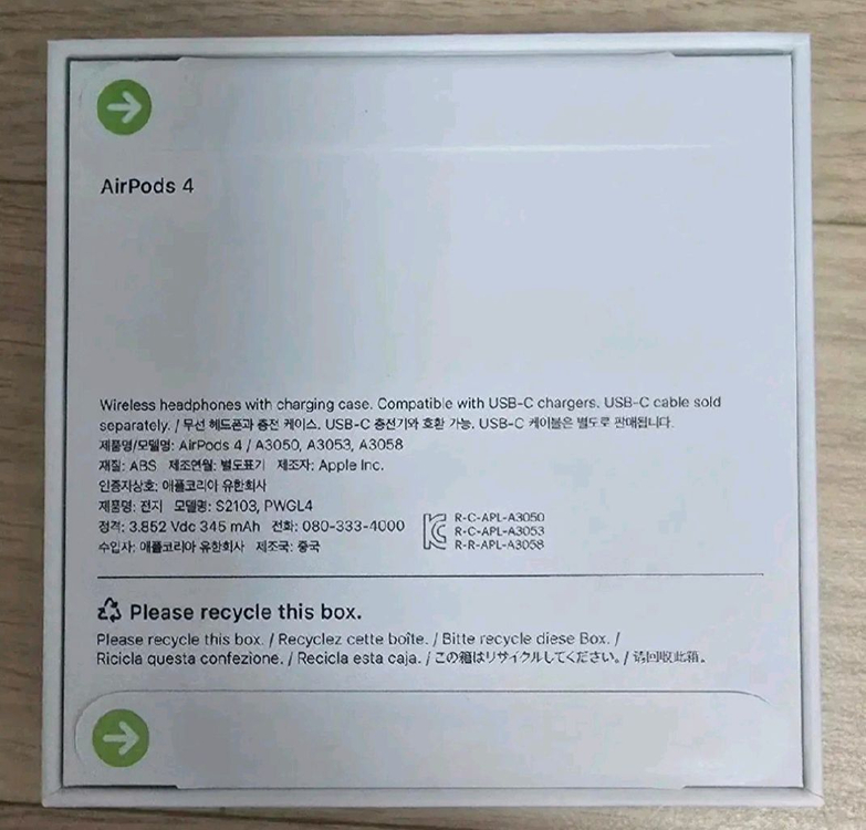 에어팟4세대 일반 C타입 미개봉 새상품--1