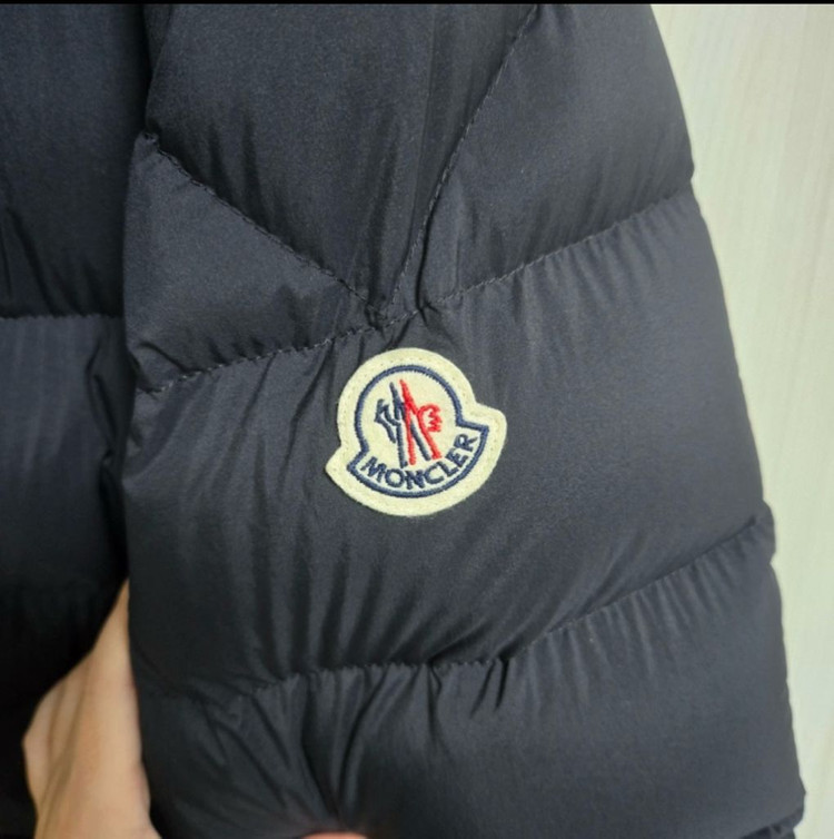 급처분 몽클레어 클루니 4사이즈 이미지