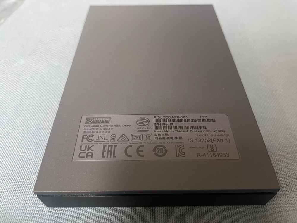 씨게이트 파이어쿠다 휴대용 외장하드 / 1TB / 본품 + 케이블 이미지