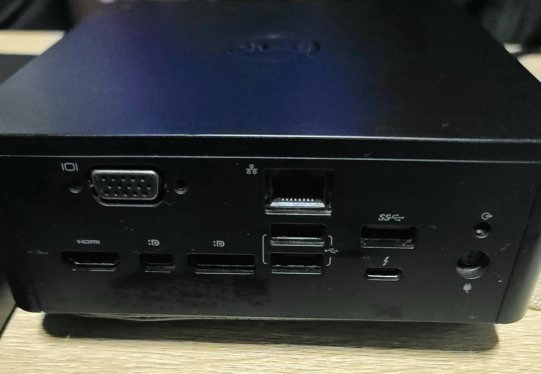 Dell TB16 썬더볼트 도킹스테이션 + 240W 어댑터--1