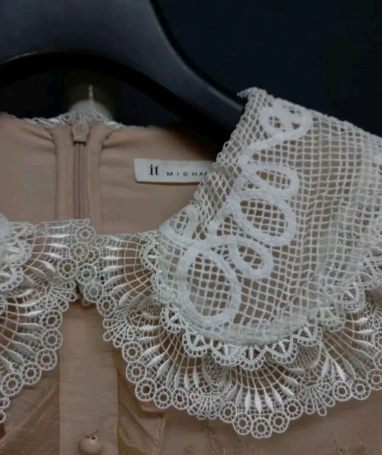 새 잇미샤 레이스아일렛 춘하 맥시원피스 33브랜드 계절 소재 색상 가슴단면 총길이싸이즈 추천싸이즈 특이사항 *배송비 이미지