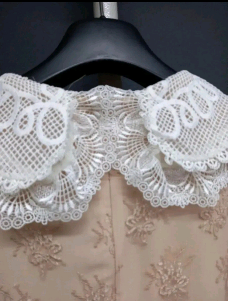 새 잇미샤 레이스아일렛 춘하 맥시원피스 33브랜드 계절 소재 색상 가슴단면 총길이싸이즈 추천싸이즈 특이사항 *배송비 이미지