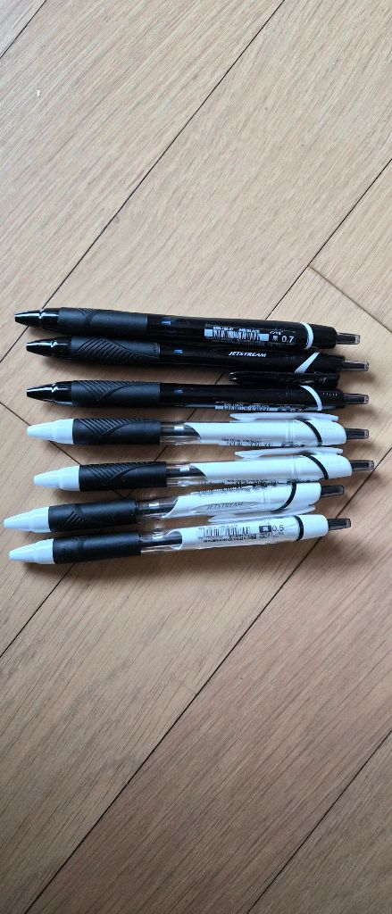 미쓰비시 제트스트림 검은색펜7개 이미지