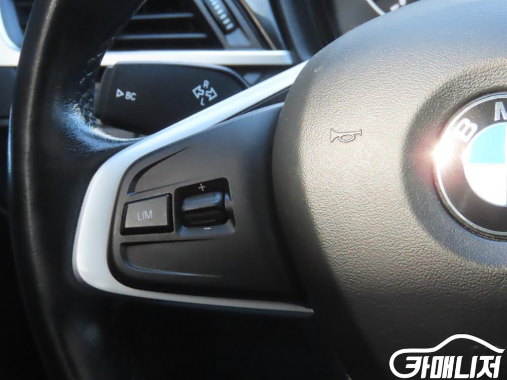 [BMW]X1 (F48) xDrive 18d (5인승) #3월급매--8