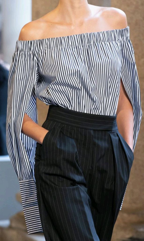 새상품 막스마라 ㅡ 오프숄더형 코튼 블라우스 이미지