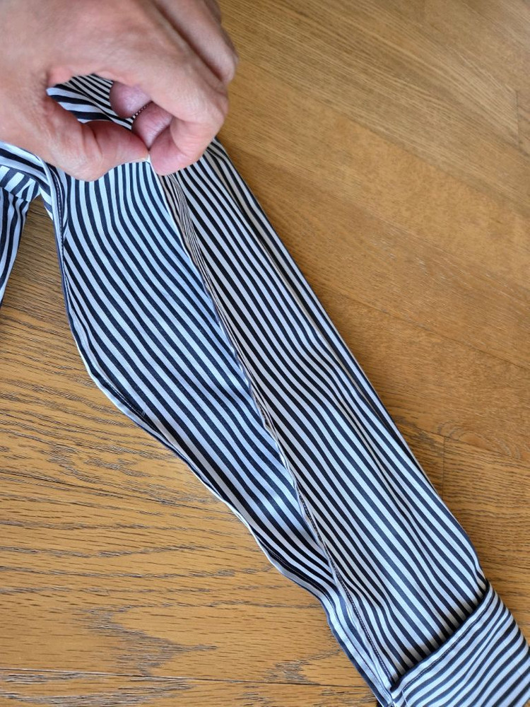 새상품 막스마라 ㅡ 오프숄더형 코튼 블라우스 이미지