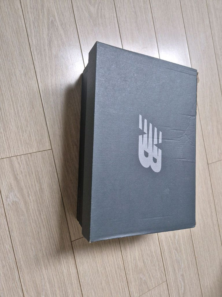 쿨거래시 6만 택포! 미착용 새제품 정품 뉴발란스 327 편한 운동화 남아여아 공용 4계절 운동화 220 이미지