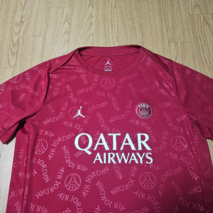 110사이즈 1회착 파리x조던 PSG 프리매치탑
