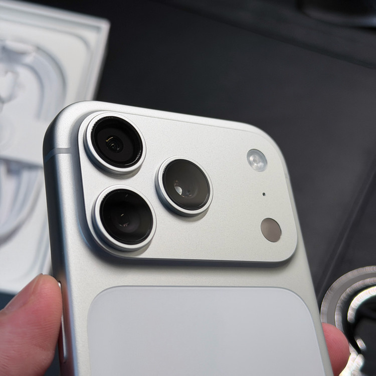 아이폰 17 프로 256GB 실버 풀박스 자급제--8