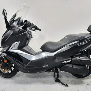 크루심300 알파 22년식 TCS ABS 신차급컨디션