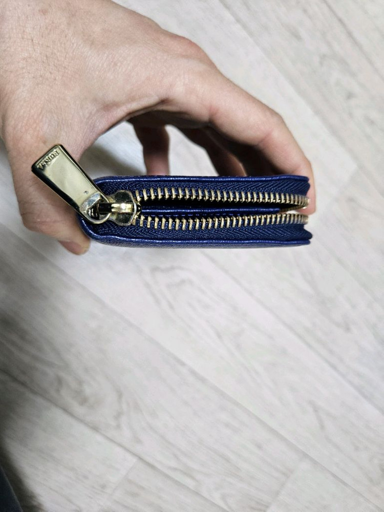 FURLA 풀라 네이비 장지갑 이미지