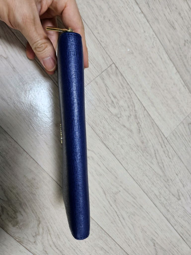 FURLA 풀라 네이비 장지갑 이미지