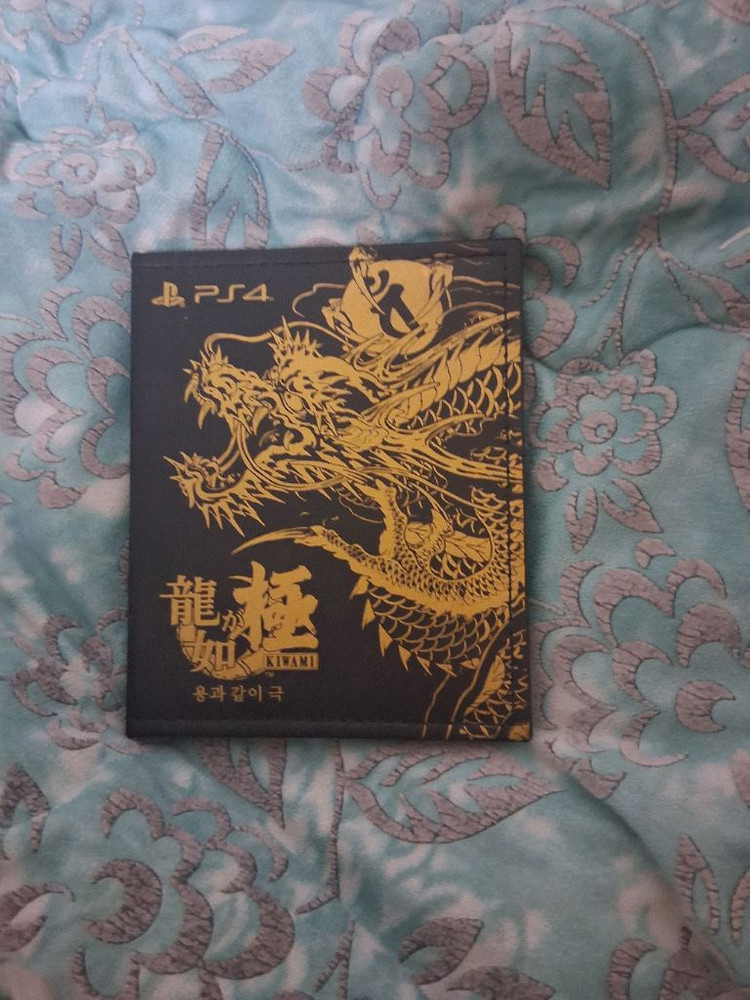 ps4 ps5 스틸북 팝니다(상태좋음) 이미지